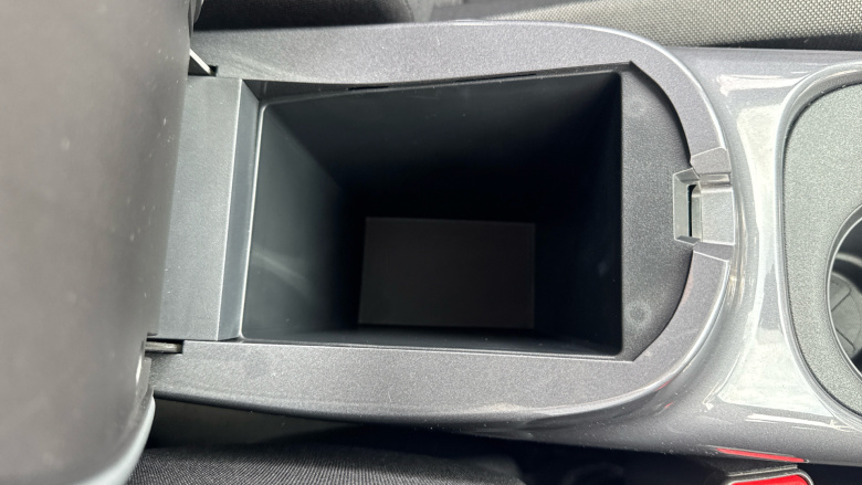 Nissan Juke 1.0 DiG-T 114 N-Connecta 5dr Petrol Hatchback